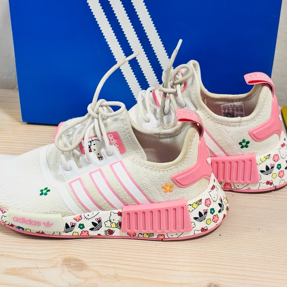 Adidas Hello Kitty Pink and White Sneakers - Picture 6 of 11